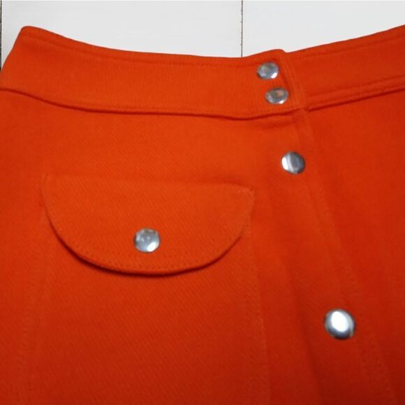 UNIF | HIGH RISE ORANGE RED BUTTON FRONT VALEN MINI SKIRT FAUX WOOL SMALL - Picture 6 of 16
